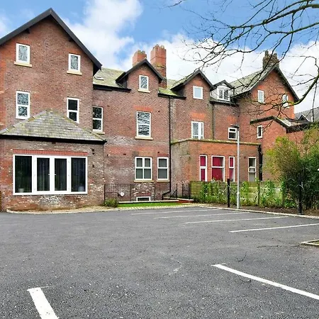 Free Parking - Stunning 2-Br Near Salford Royal Apartment Manchester Exterior photo